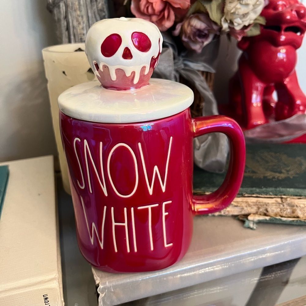 Snow White Disney Rae Dunn poison apple topper iridescent mug.